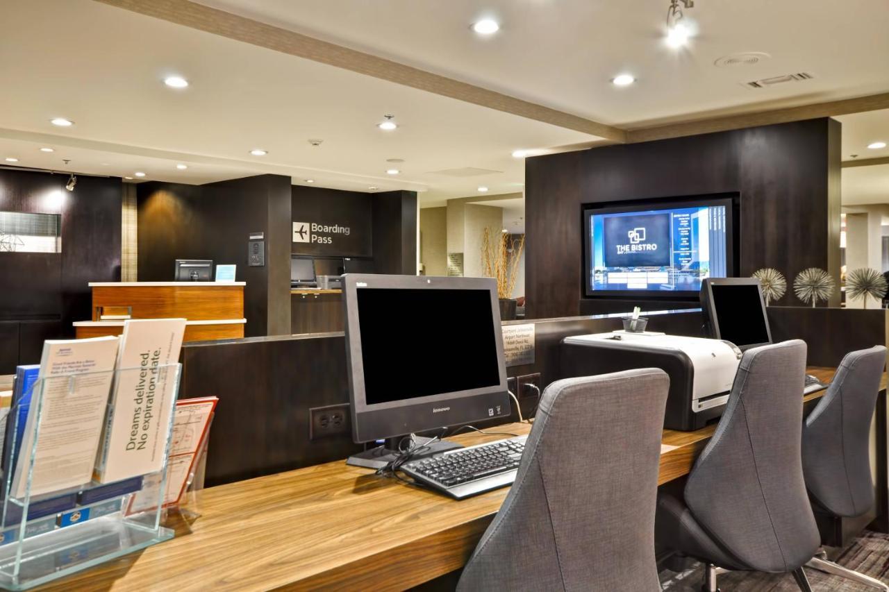 Courtyard By Marriott Jacksonville Airport/ Northeast Ngoại thất bức ảnh